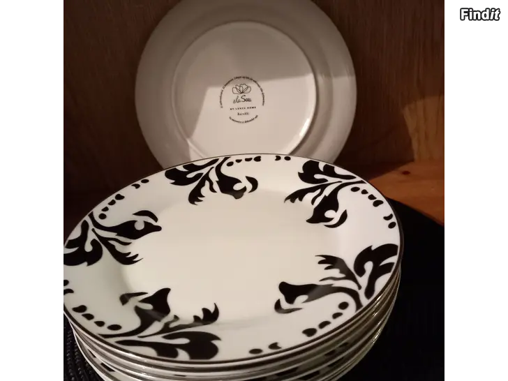 Myydään Barokki ruokalautaset