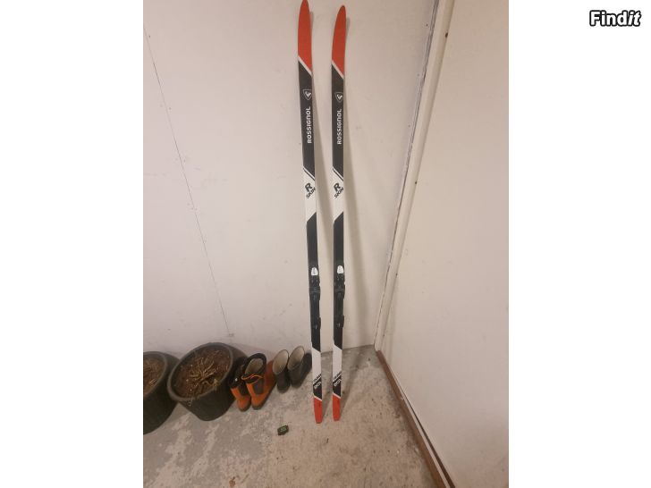Myydään Rossignol skin skidor 201cm