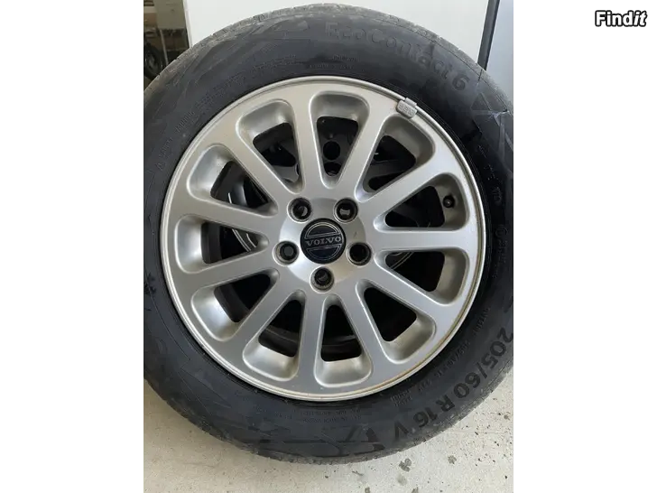 Säljes Volvo fälgar
