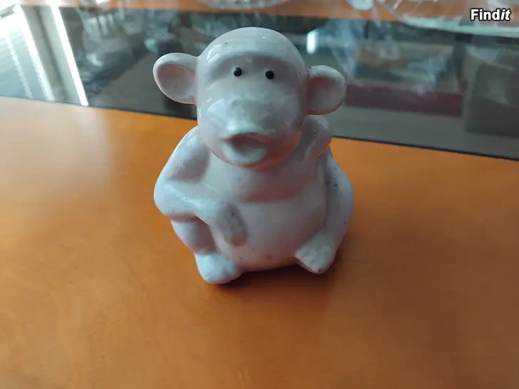 Myydään Keraaminen apina