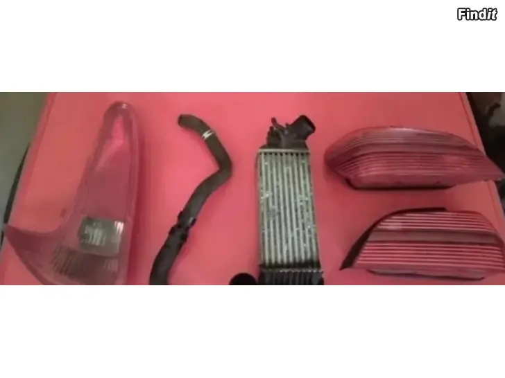 Säljes Takaumpiot akkukotelonkanssi