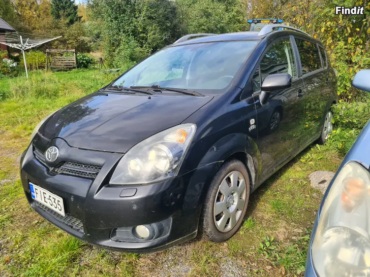 Säljes TOYOTA COROLLA  VERSO 7p