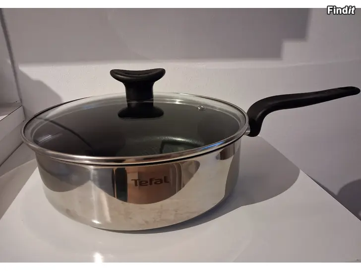 Säljes Tefal ny stekpanna / uusi paistokasari