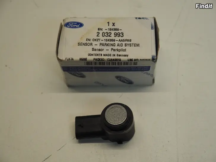 Säljes Ford Kuga II 13-19 Parkkitutka anturi parking Aid System Sensor 2032993 GK2T-15K859-AAW