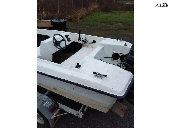 Myydään Pulpettivene move 420.evinrude 20