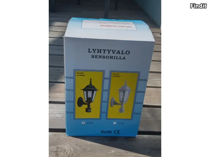 Myydään Ulkovalaisin