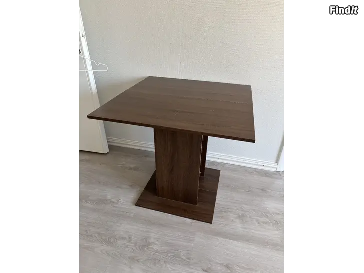 Säljes Ett bra matbord