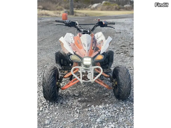 Säljes FYRHJULING KEEWAY 110CC som är bra för alla