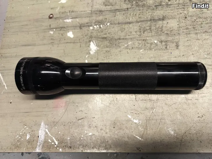 Säljes Maglite ficklampa
