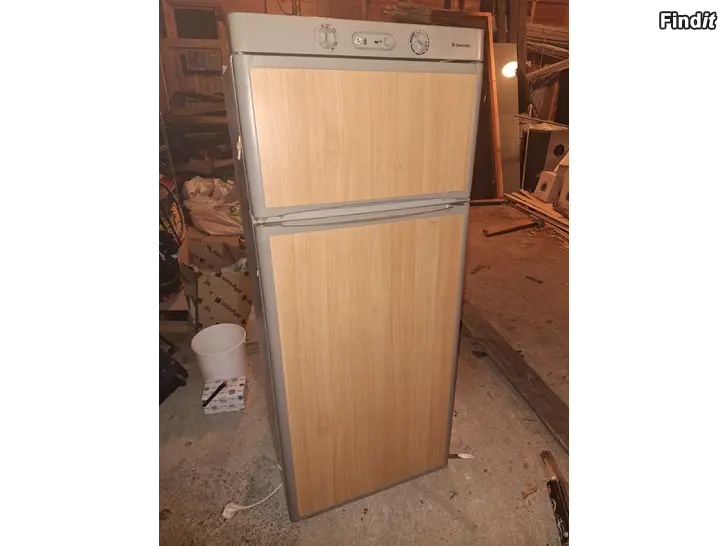 Myydään Jääkaappi