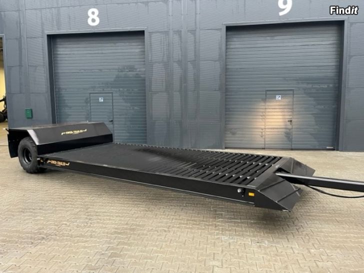 Säljes Drop deck Trailer DD-8-55 Lavett traktordragen