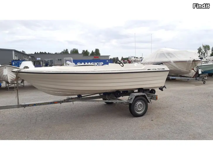 Köpes Fire 430 Pulpeettivene + Mercury F20 -2016