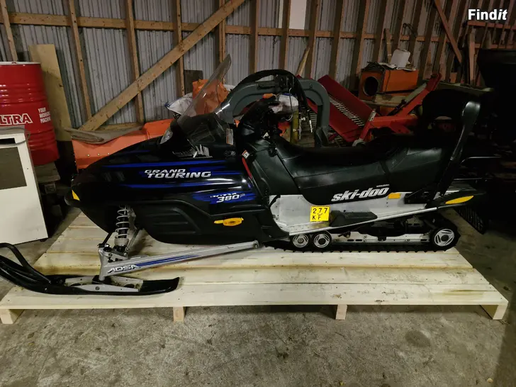 Säljes Ski-doo 380f