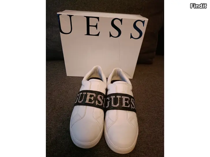 Myydään Guess kengät 39