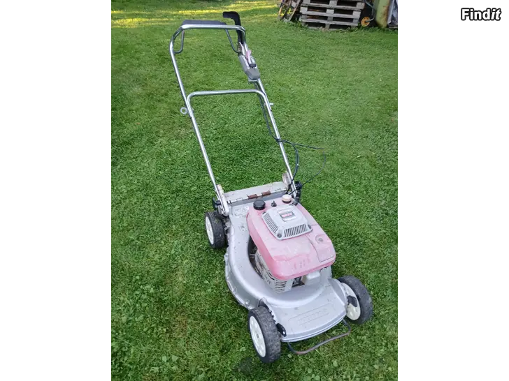 Myydään Kuvan yanmar leikkuri