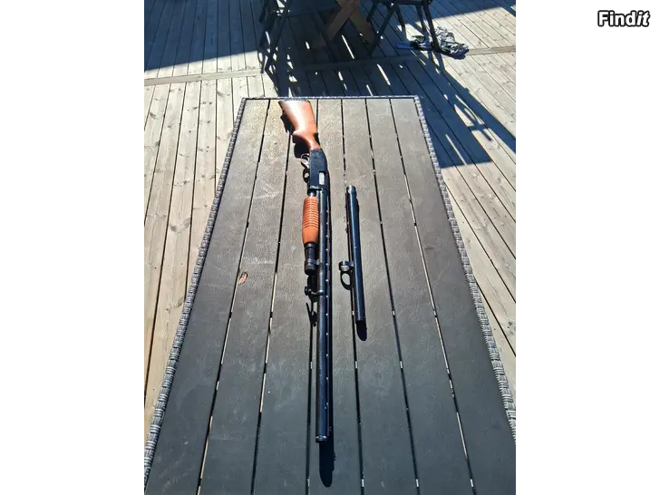 Säljes Winchester Model 1300 Defender 12/76 med 2 pipor
