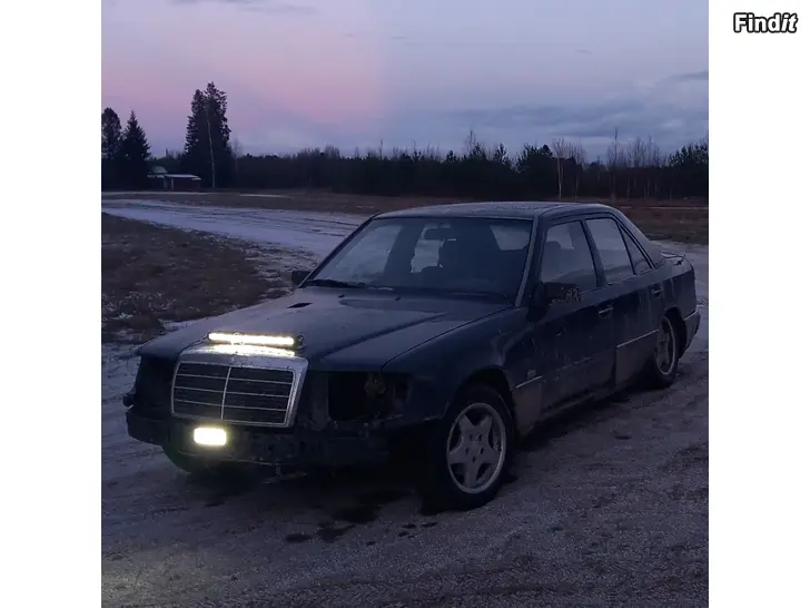 Myydään Mercedes w124 200d