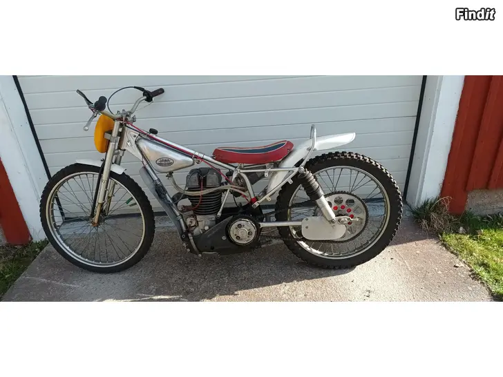 Säljes Jawa DT500 jordbana  Maarata