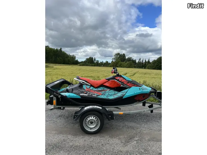 Säljes 2017 seadoo spark trixx