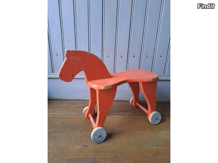 Säljes Retro trähäst