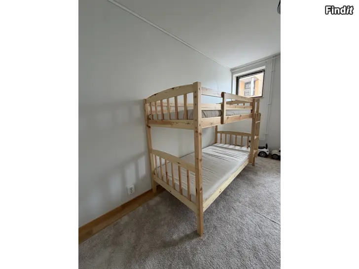 Säljes Våningssäng