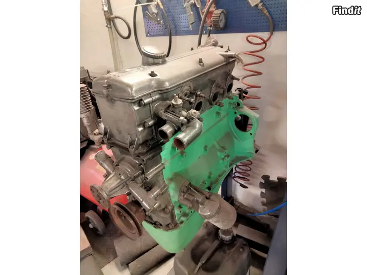 Myydään Bmw motor