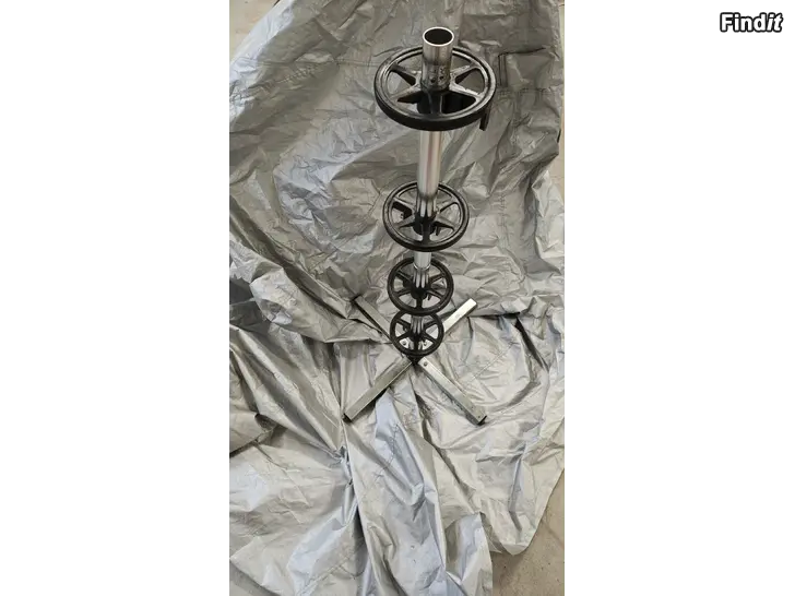 Myydään Ställning för bildäck