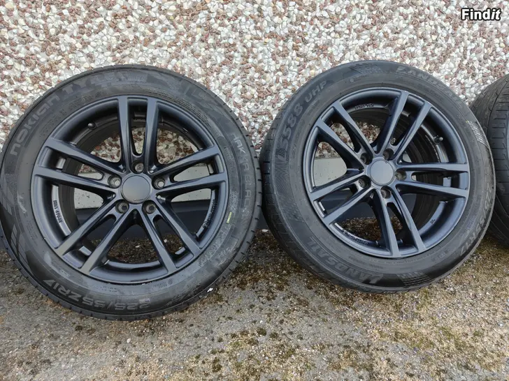 Myydään 5x120 17x8 vanteet