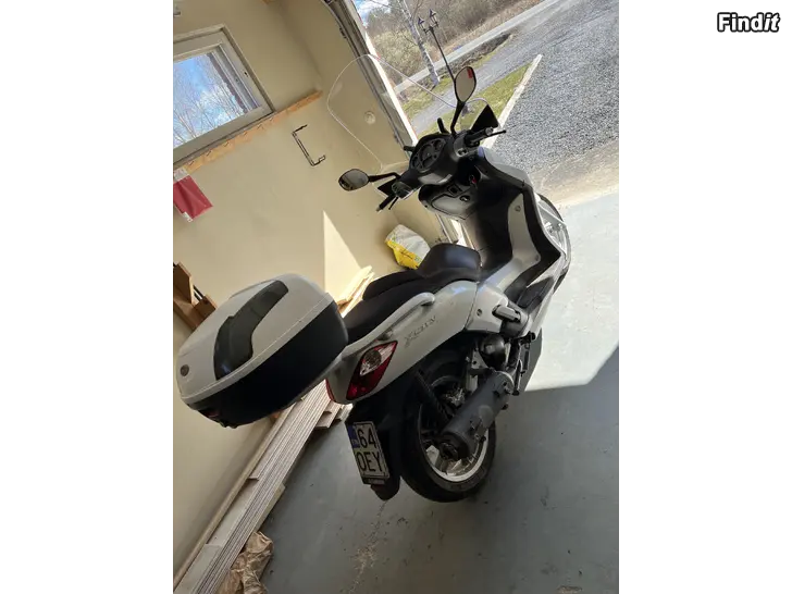 Säljes Yamaha xcity 250 VP250