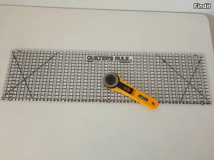 Säljes Linjal och tygskärare
