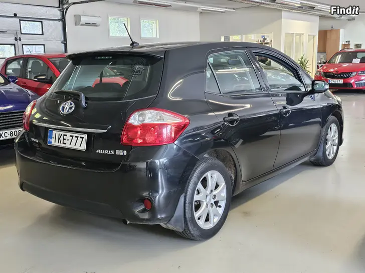 Säljes TOYOTA AURIS 1.8 HSD Sol 5d Hybrid -11 nyserv