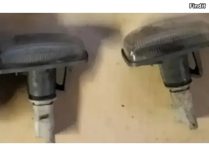 Myydään Raidetangon sisä sivuvilkkut turvavyönlukkot