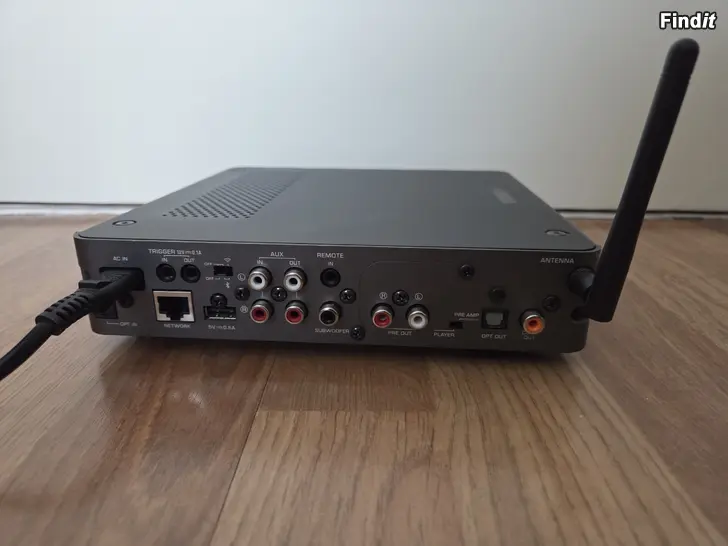 Myydään Yamaha WXC-50 Verkkosoitin / Esivahvistin