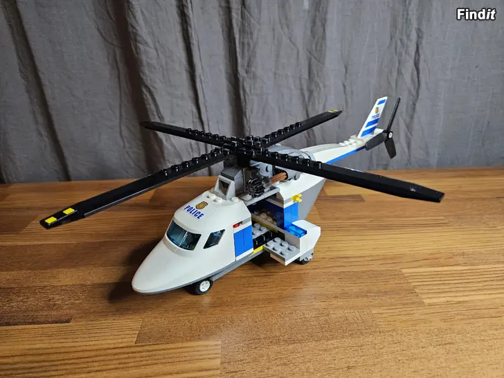 Säljes Lego polishelikopter