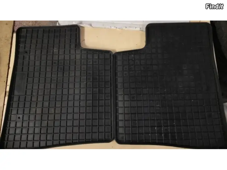 Myydään Takaumpio takamattot