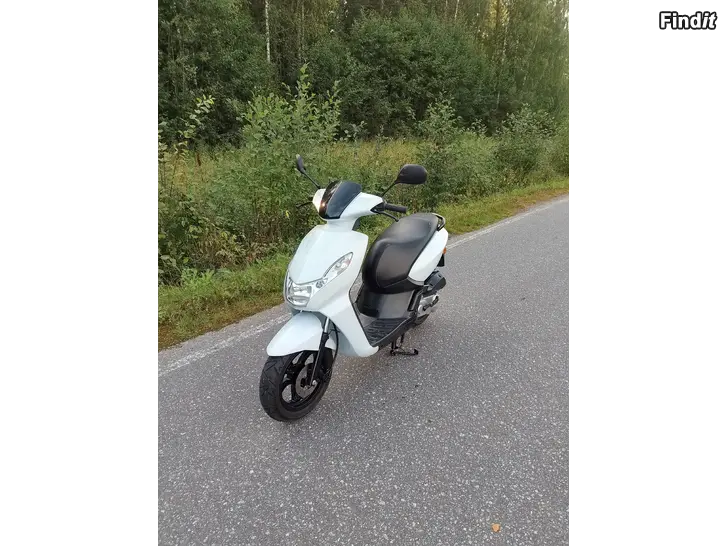 Myydään Peugeot 50 Kisbee 4-T
