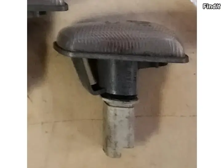 Myydään Takalasinlämmityskytkin kaasuläpäanturi sivuvilkkut