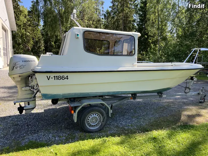 Säljes Akterhyttbåt -92 Honda BF45 -94