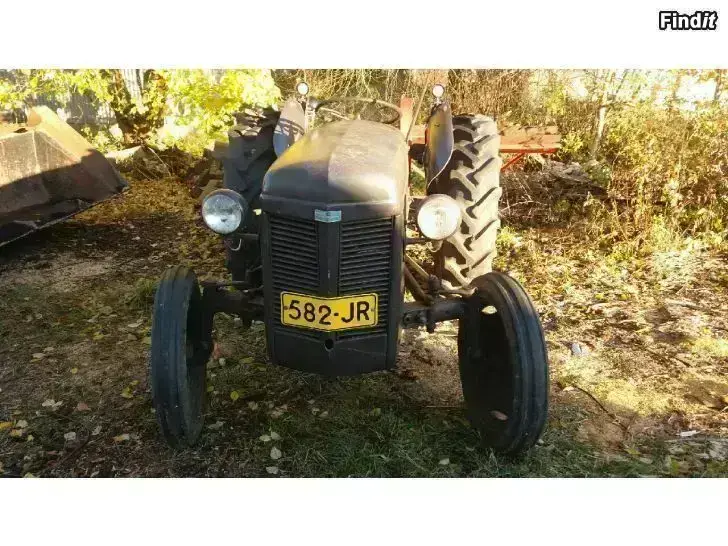 Säljes Traktor Grålle