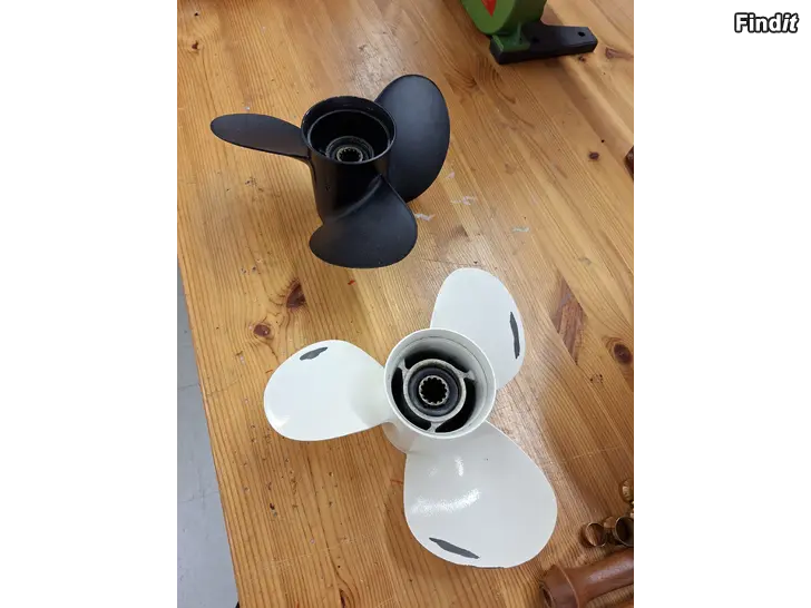 Myydään Potkurit /propeller 