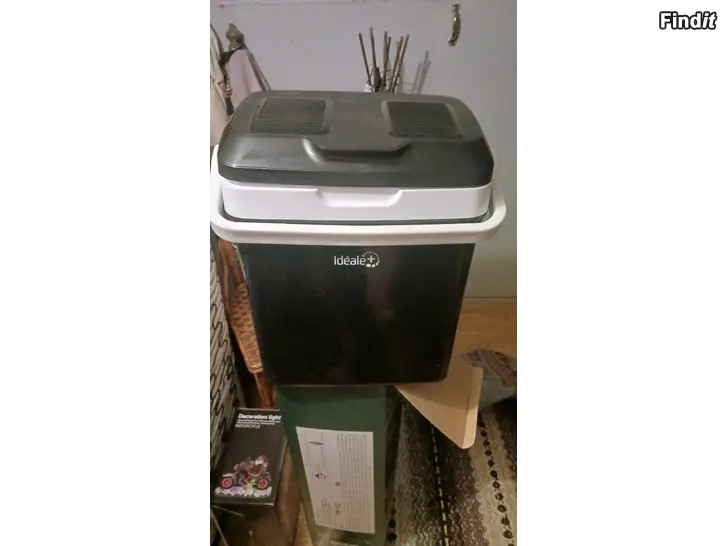 Myydään 12v kylväska,kylmälaukku 18 L