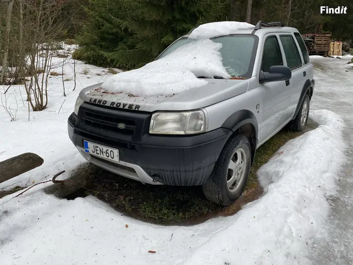 Myydään Land Rover