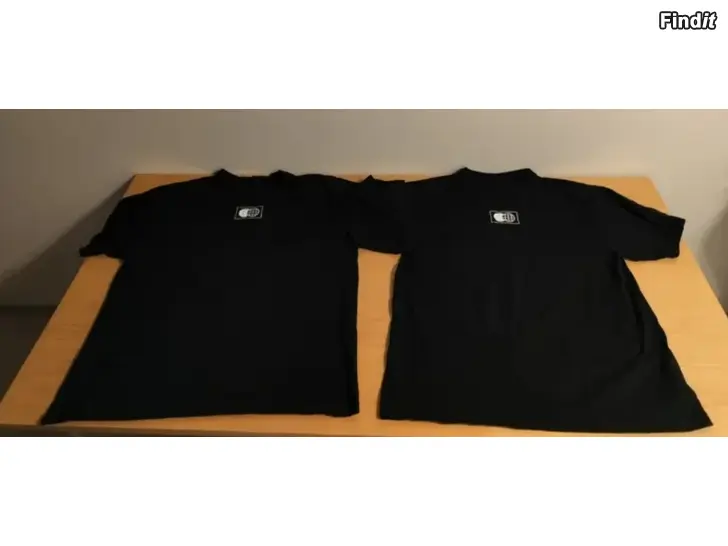 Myydään T-paita kuumaa bändin