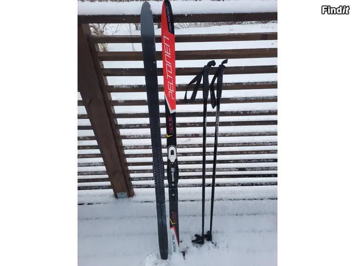 Säljes Skidor 120cm + stavar 95cm
