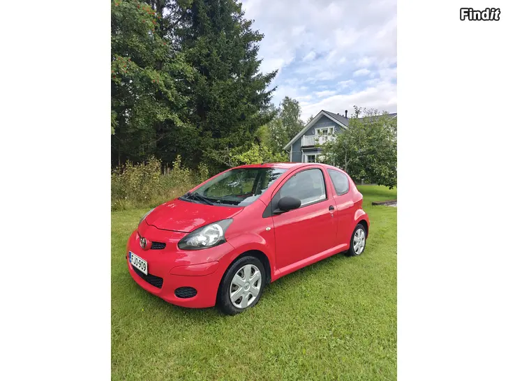 Säljes Toyota aygo 2011 106tkm