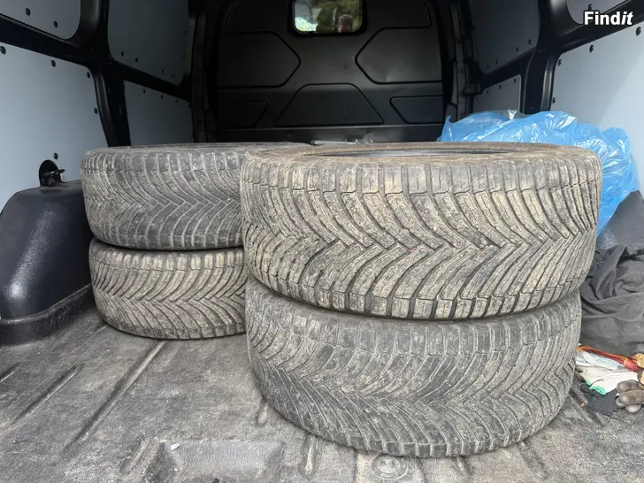 Säljes Bridgestone 245/45-19 friktionsringar