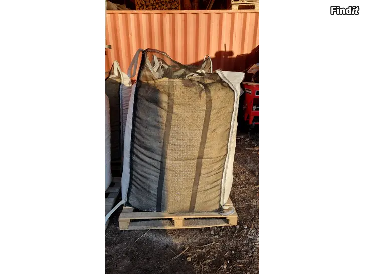 Säljes Sågspån i 1,5 m3 säckar