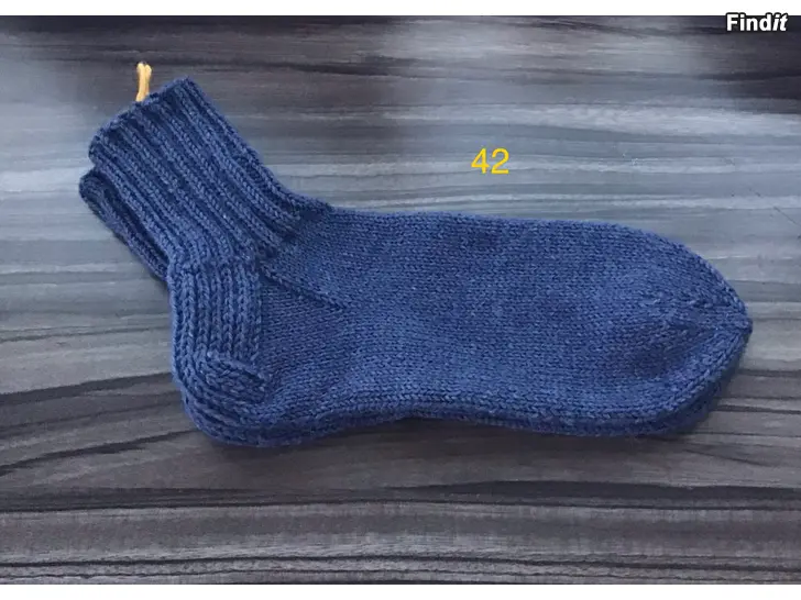 Säljes Uusia sukkia