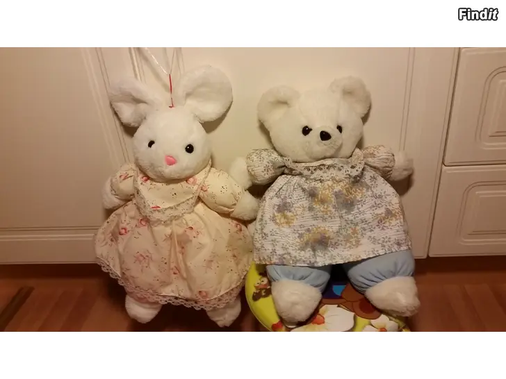 Myydään Pehmolelut nalle  pupu 1980-luku