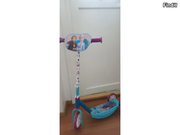 Säljes Frozen-sparkbräda till salu
